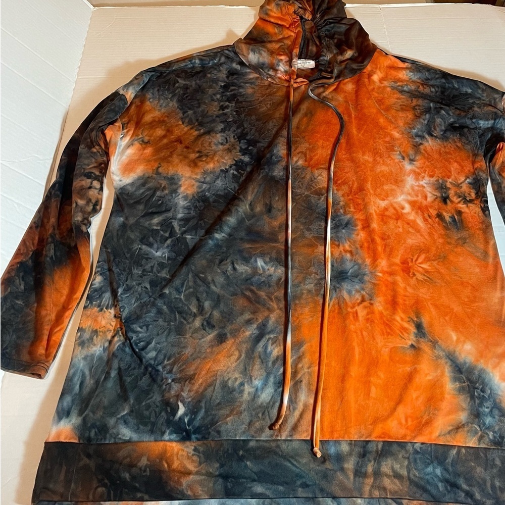 Women’s Free Kisses Orange & Charcoal Tie-Dye Hoodie Pullover Size Plus Size 1X - Picture 2 of 8